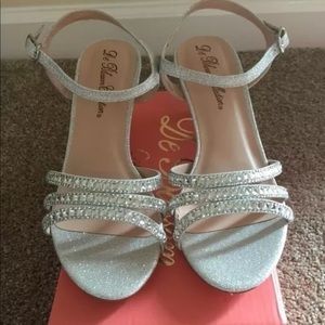 De Blossom Strappy Sandal Low Heel with Crystals